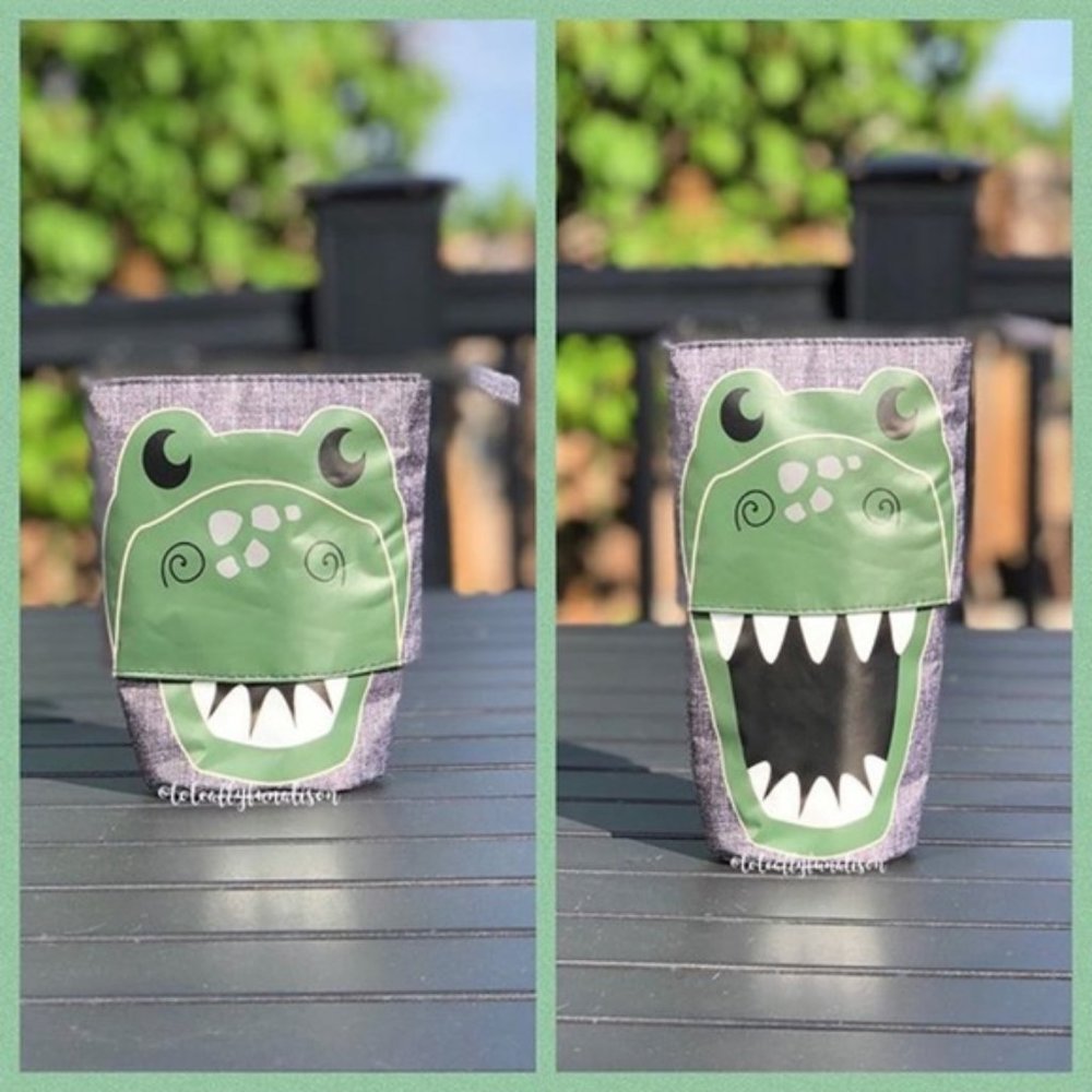 Thirty-one Hide & Peek Pouch - Dino Chomp - NIB